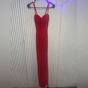 red windsor dress